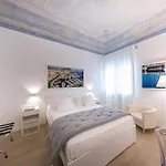 Apartment La Home42 Palermo