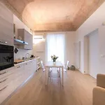La Home42 Apartment