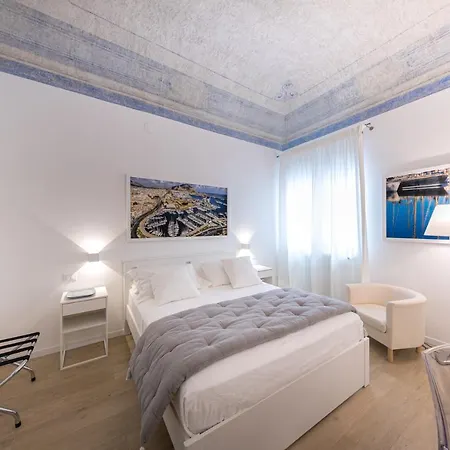 Apartment La Home42 Palermo